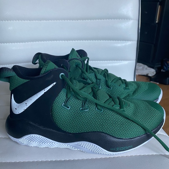 nike zoom basket